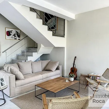 Apartamento Adosado Con Piscina Y Vistas Al Mar *